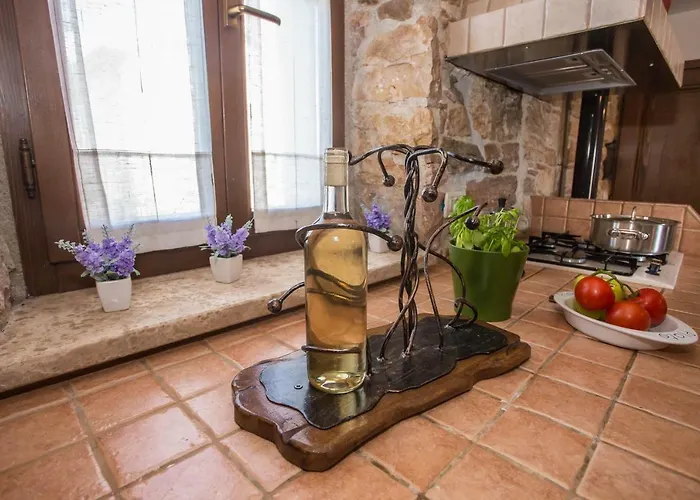 Nona Nina * Vizinada