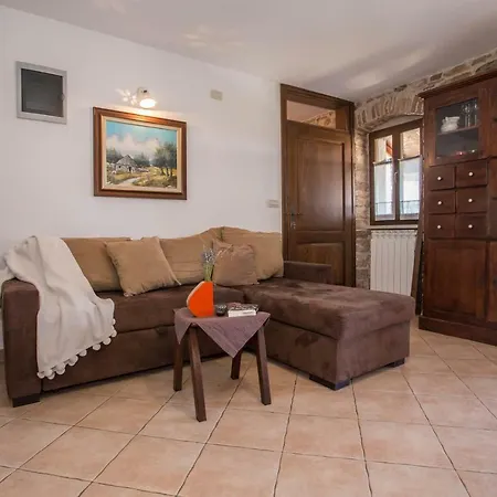 Apartment Nona Nina *