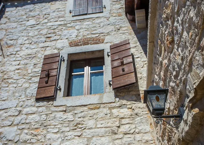 Nona Nina 비지나다